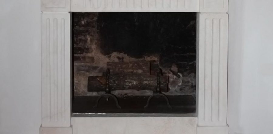 Camino in travertino